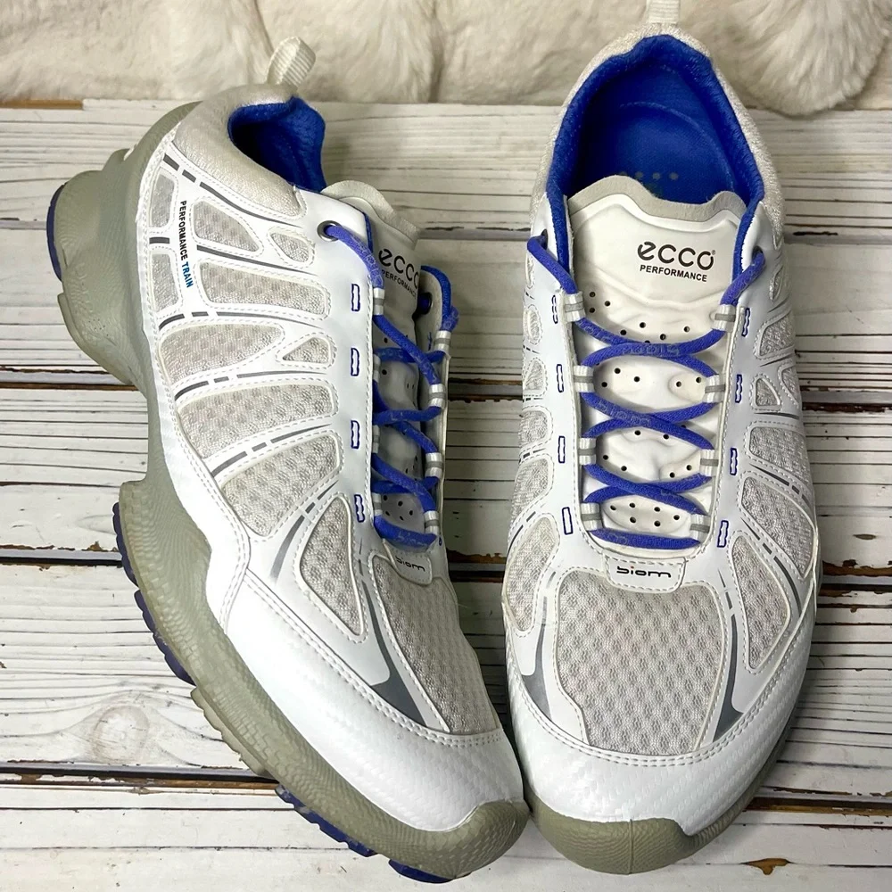 CLEAN Size 41 10-10.5 ECCO Biom Core Trainer‎ Performance Shoes White